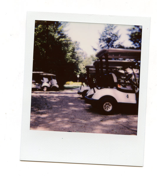 Par-tee Time: How to Organize a Fun Golf Tournament with Your Friends!